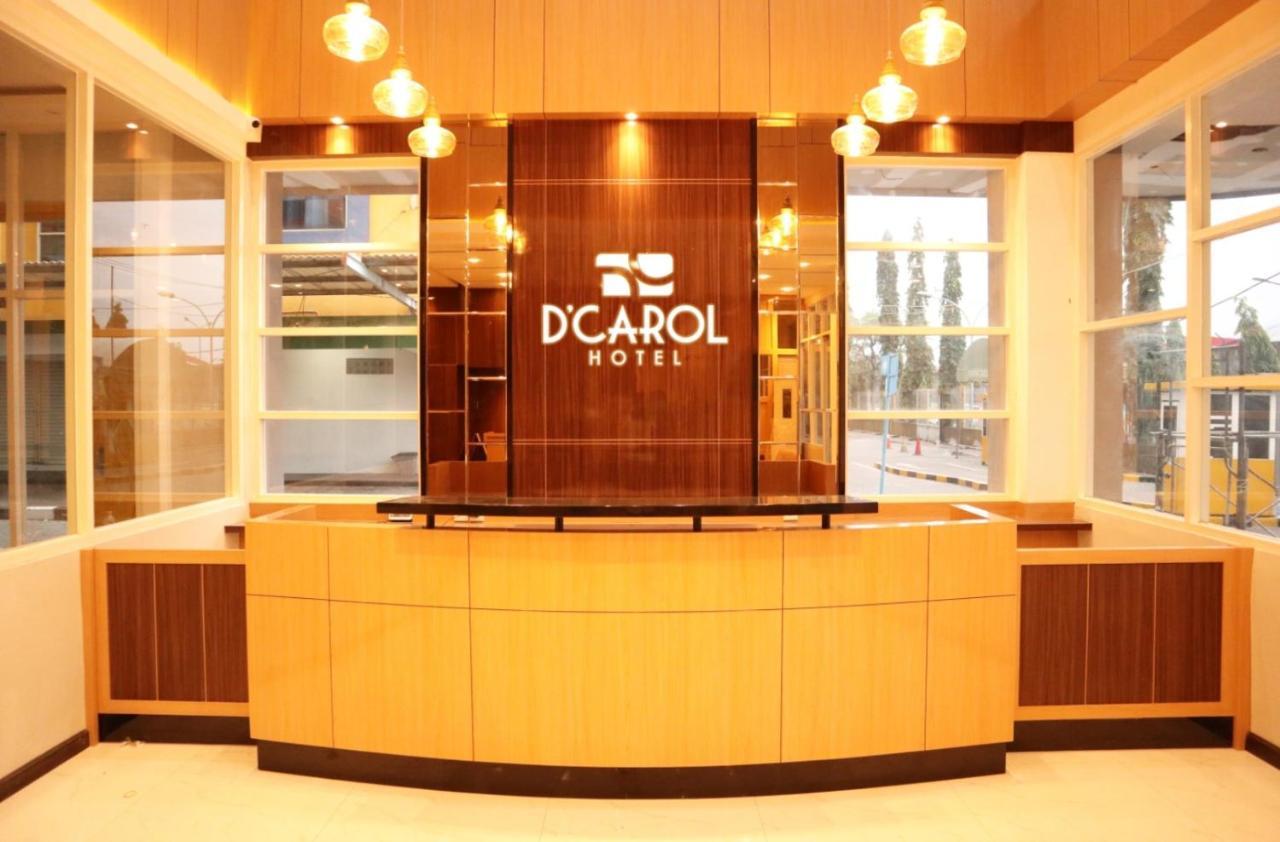 D'Carol Hotel Surabaya Exterior foto